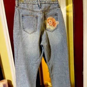 I’m selling Jeans!